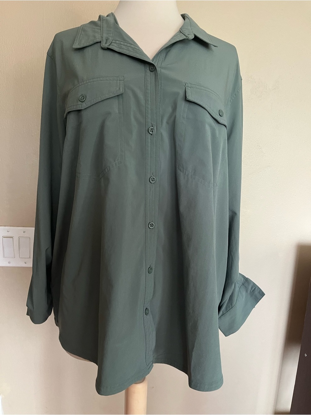 Eddie Bauer Olive Green Women's Classic Fit Shirt Jacket